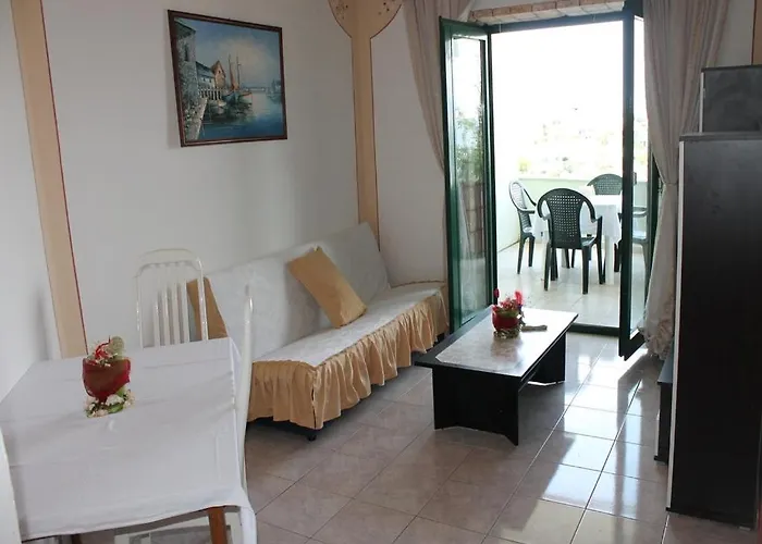 In With Sea View, Balcony, Air Conditioning, Wi-fi Апартаменты