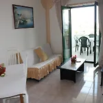 In With Sea View, Balcony, Air Conditioning, Wi-fi Apartament