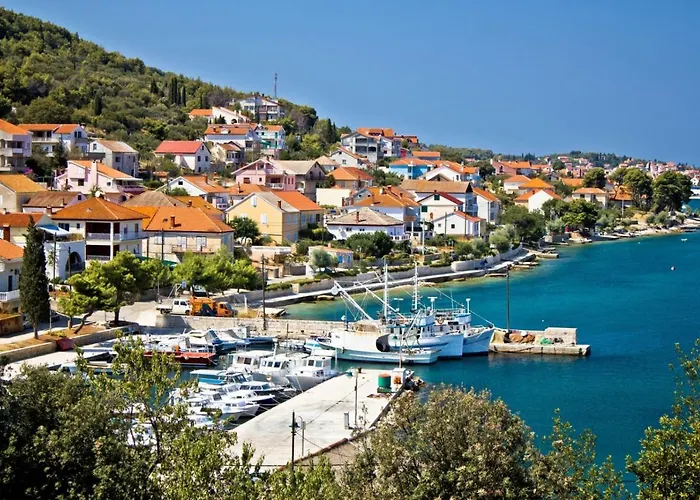 In With Sea View, Balcony, Air Conditioning, Wi-fi Apartman *