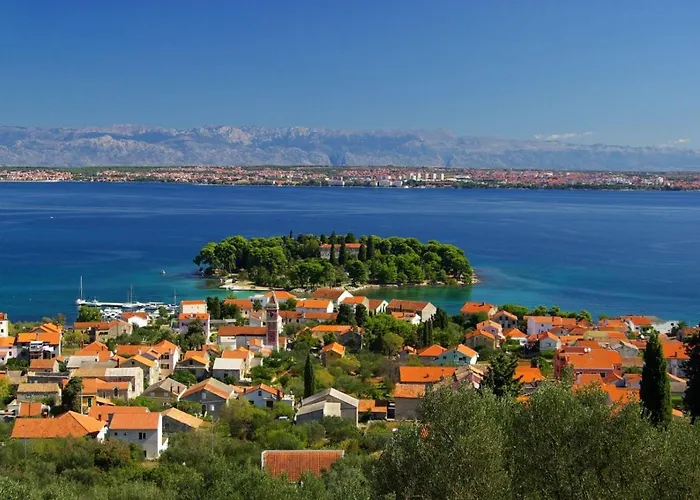 Appartement In With Sea View, Balcony, Air Conditioning, Wi-fi *