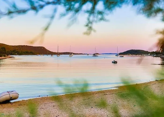 In With Sea View, Balcony, Air Conditioning, Wi-fi Kali