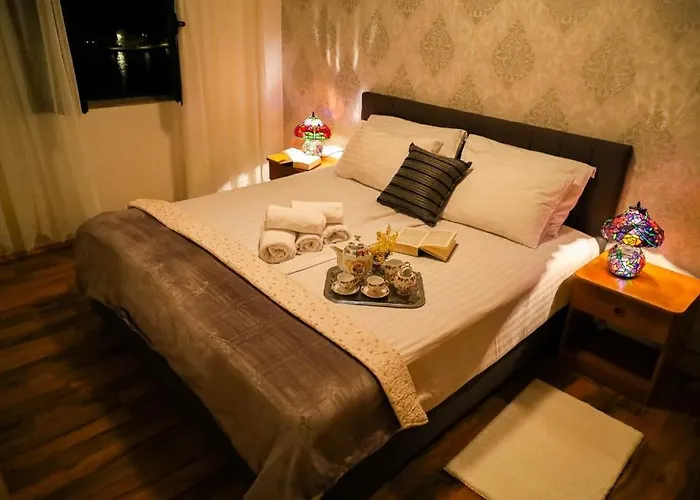 In With Sea View, Balcony, Air Conditioning, Wi-fi Kali